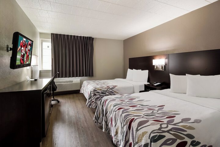 Room 15 of 34