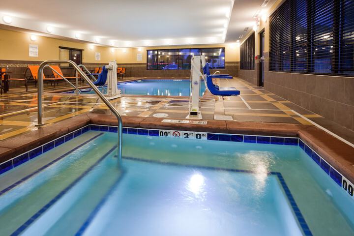 Pool 8 of 45