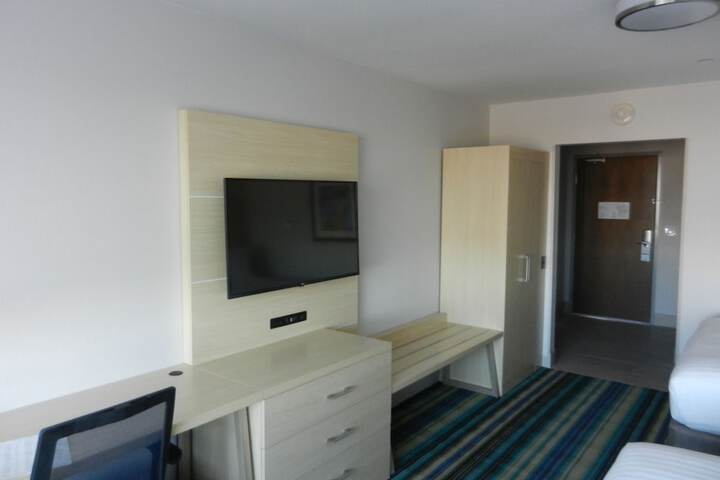 Holiday Inn Express & Suites Phoenix West - Buckeye by IHG