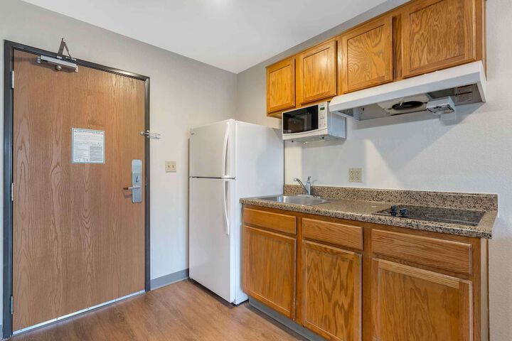 WoodSpring Suites Orlando South