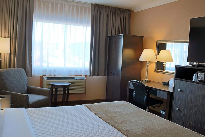 Room 25 of 71