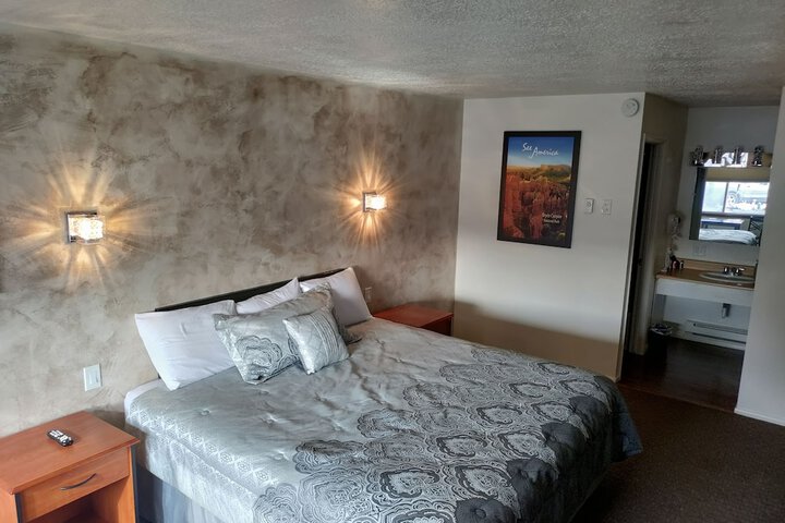 Room 19 of 27