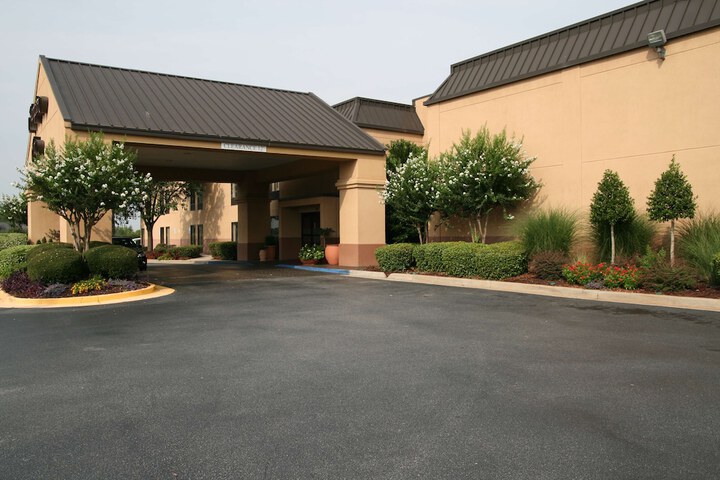 Hotel 4 of 36