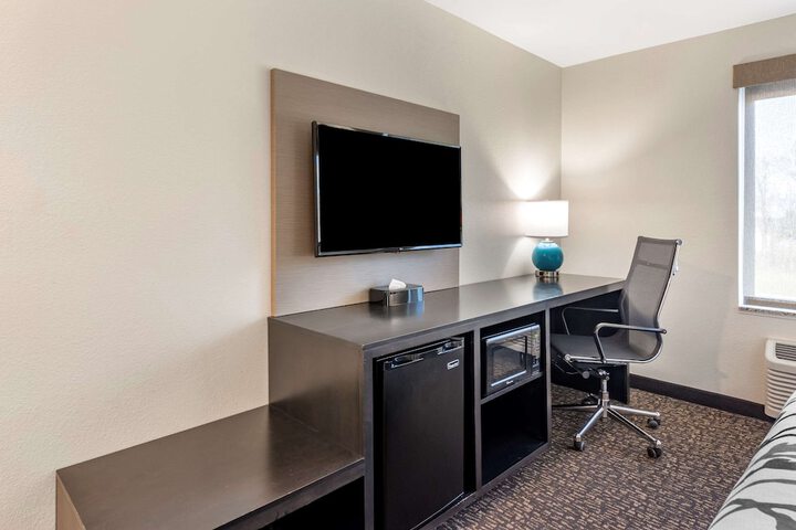 Room 18 of 24