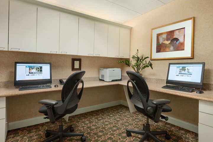 Business Center 19 of 19