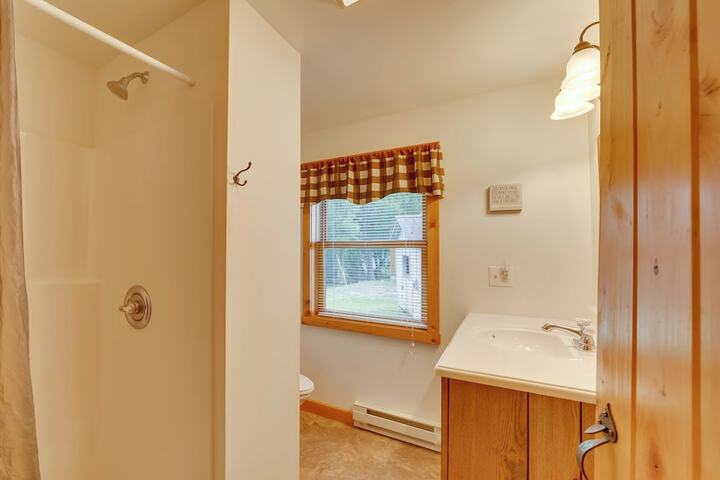 Lake Champlain Vacation Rental With Boat Dock!