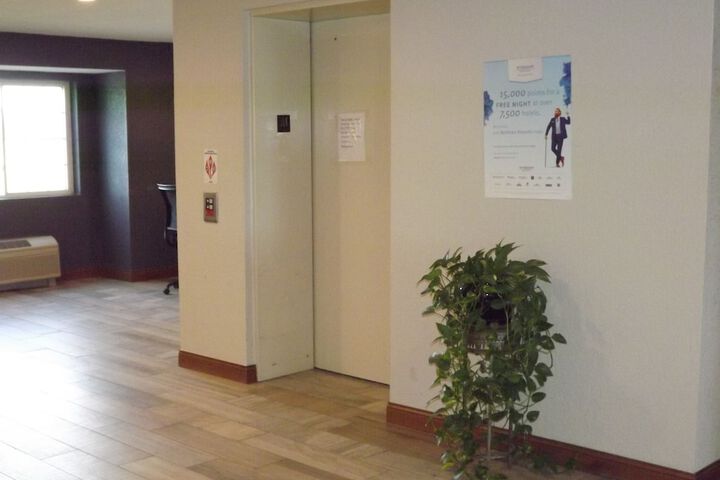 Hotel Interior 10 of 44
