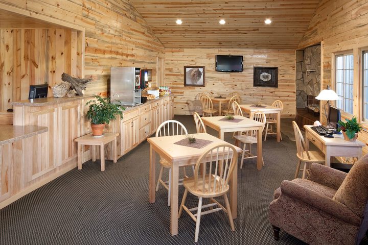 Rock Crest Lodge & Cabins
