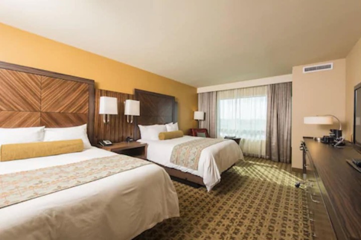 Room 20 of 48