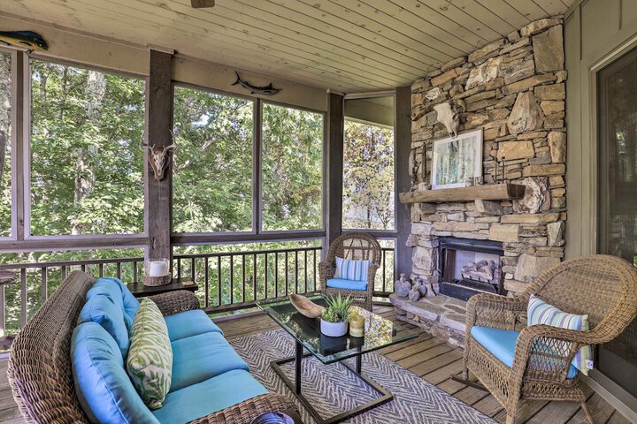 Surrounded by Natl Forest: Condo w / Majestic View