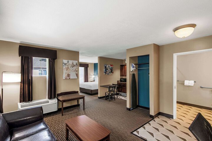 Room 37 of 50