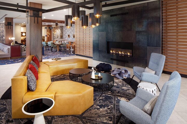 Hotel Interior 10 of 47