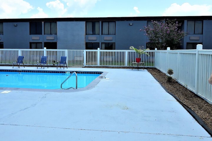 Pool 9 of 75
