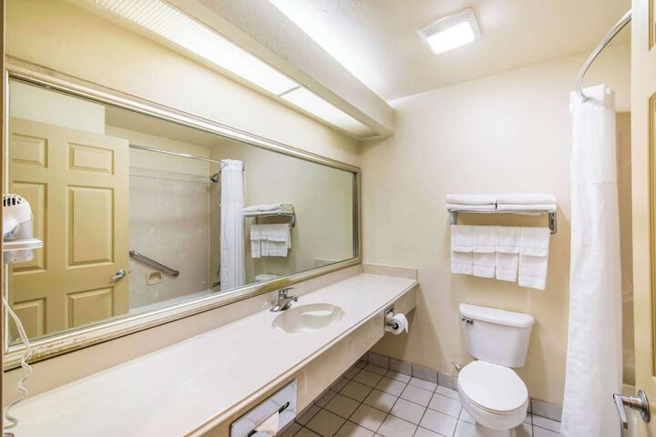 Quality Inn Bastrop