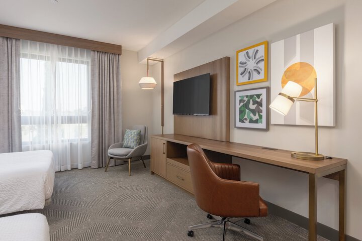 Room 45 of 102