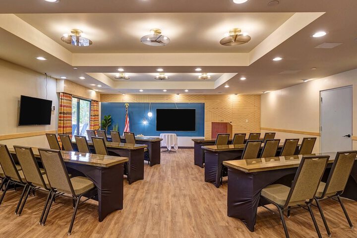 Clarion Hotel Concord / Walnut Creek