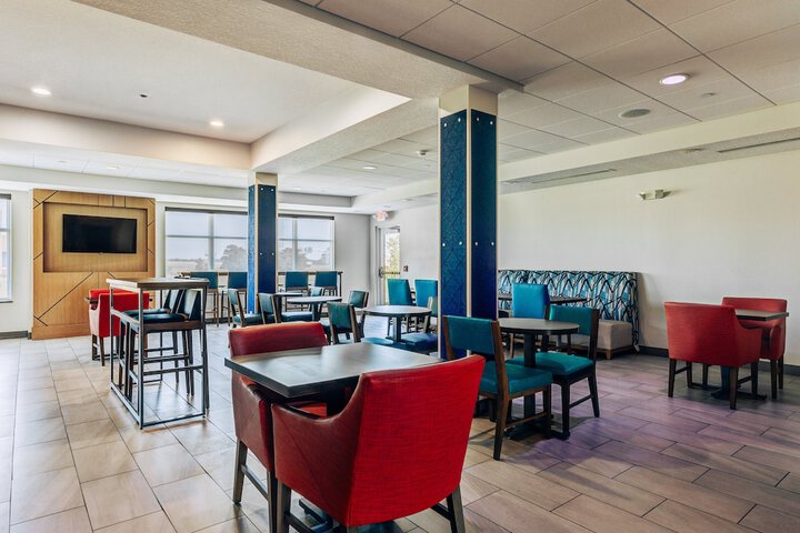 Holiday Inn Express Salinas by IHG
