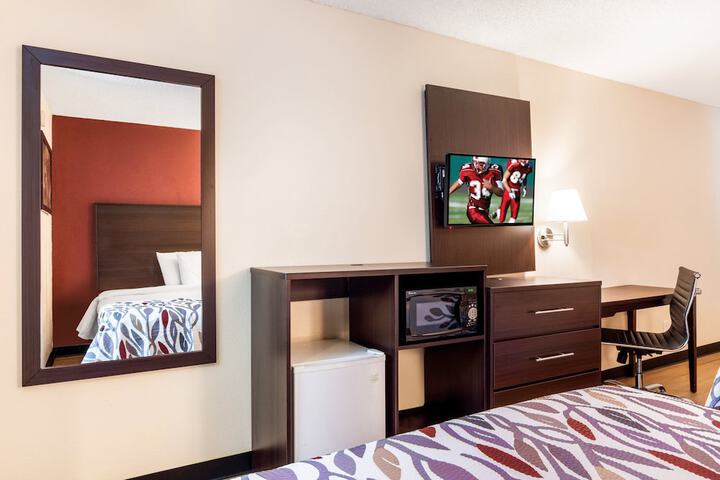 Room 15 of 19