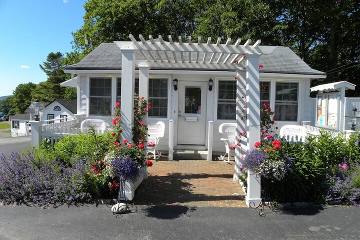Colonial Gables Oceanfront Village