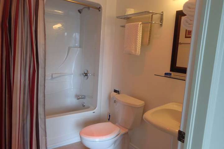 Room 7 of 42