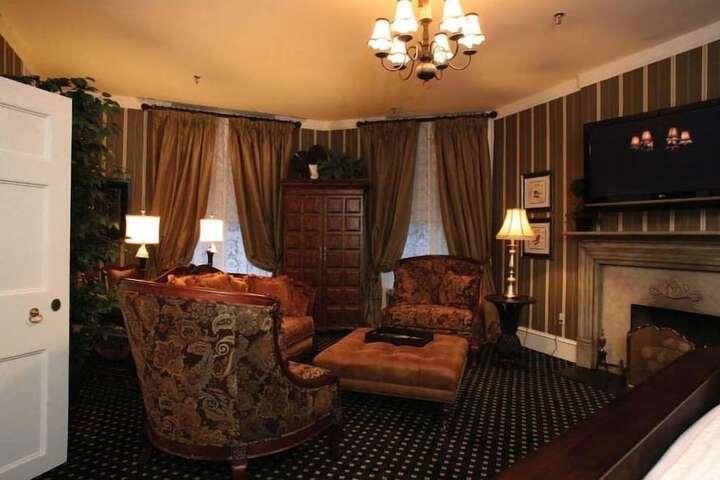Room 29 of 70