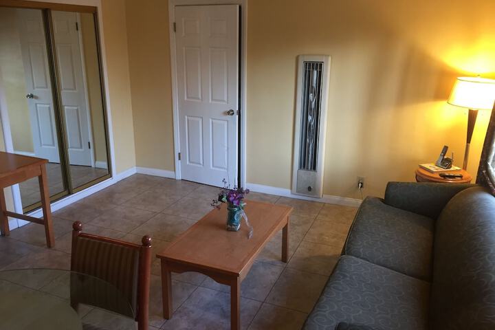 Room 36 of 60