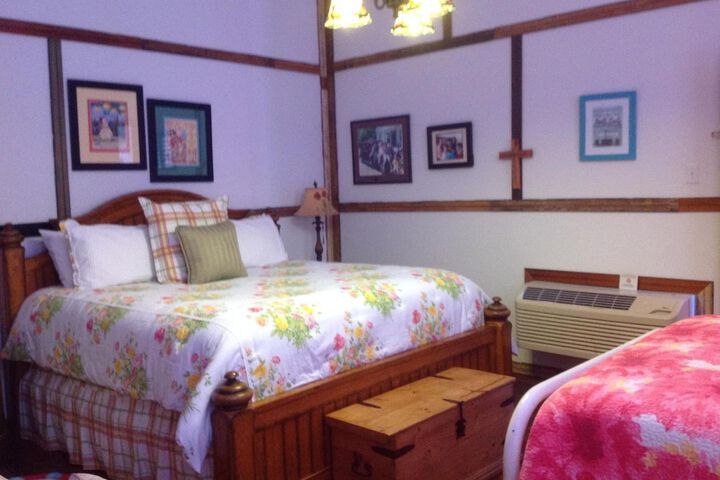 Room 30 of 80