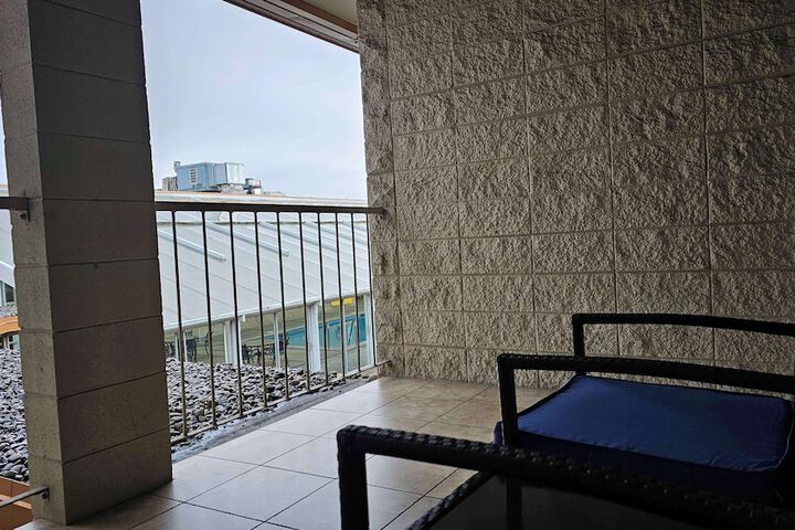 Room 50 of 60