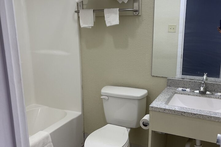Room 17 of 21