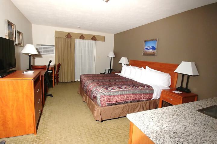 Room 36 of 71