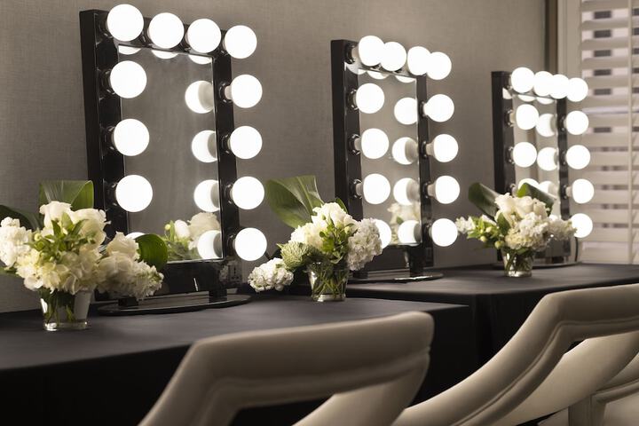 Ballroom/Hall 86 of 94