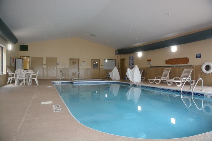 Pool 7 of 23