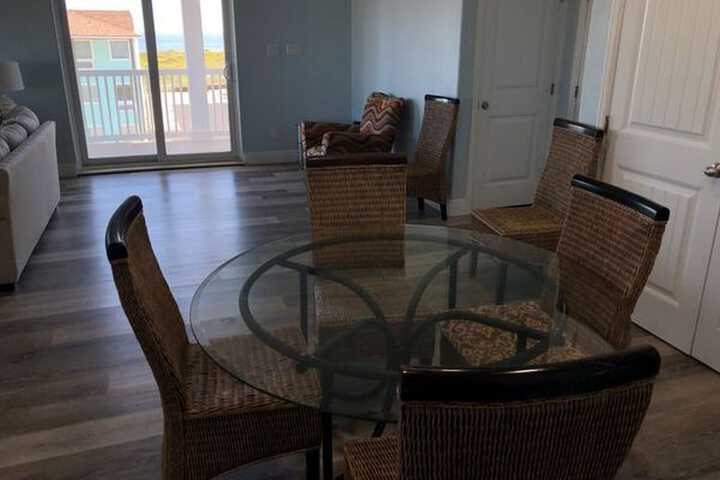 Beachgate CondoSuites and Oceanfront Resort