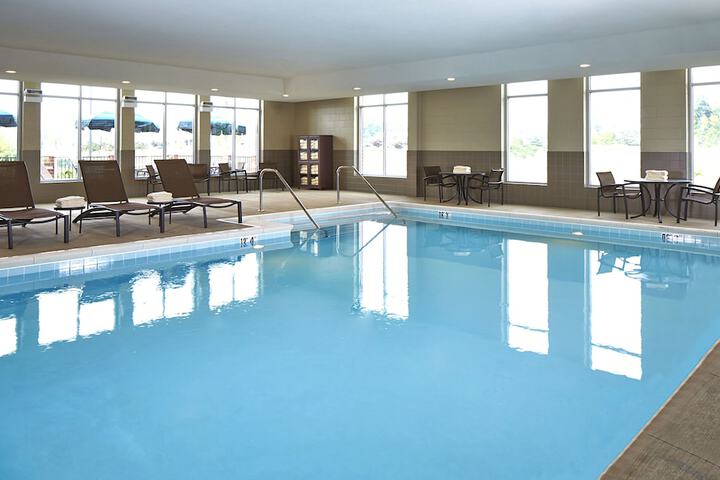 Hyatt Place Lansing - East