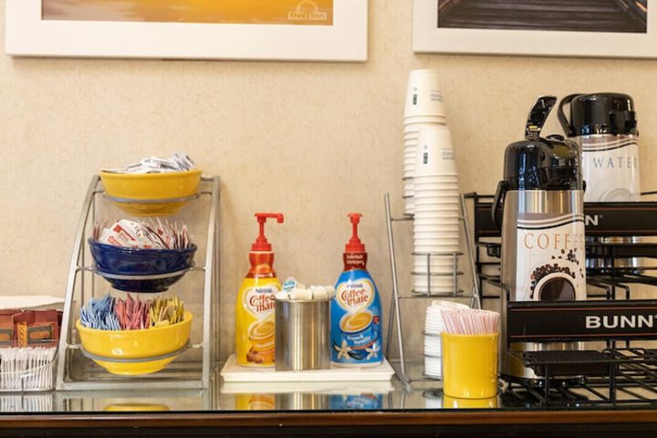 Breakfast/Coffee Service 34 of 35