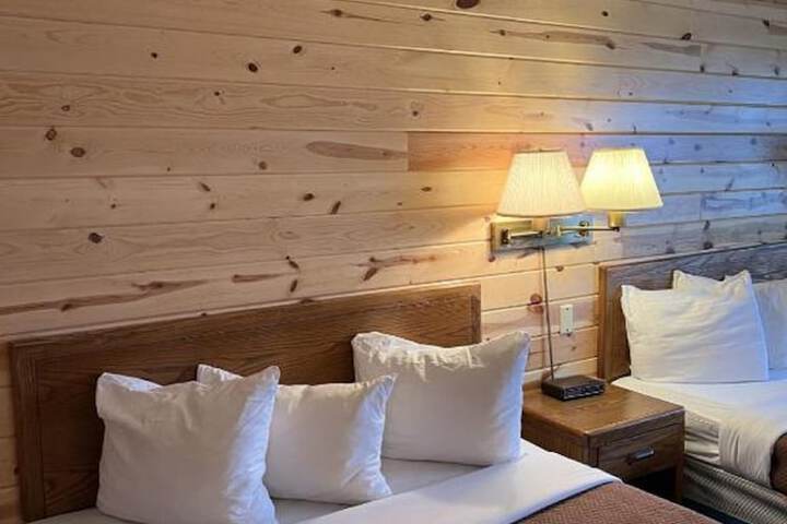 Waterfront Inn - Mackinaw City