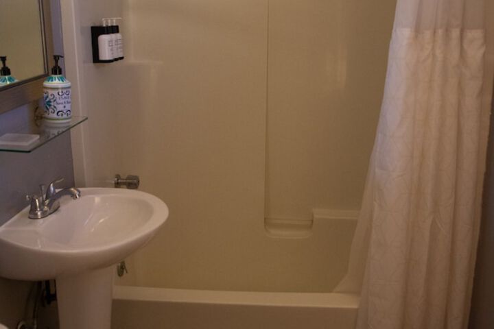 Room 19 of 21