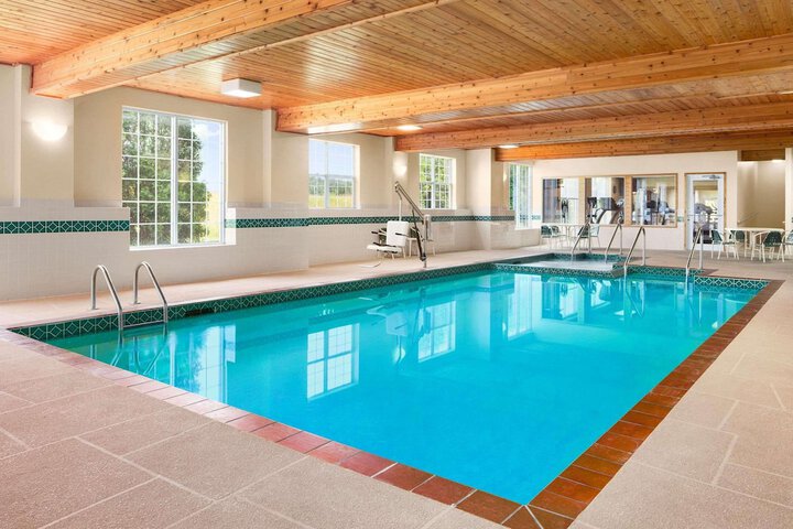 Pool 2 of 28