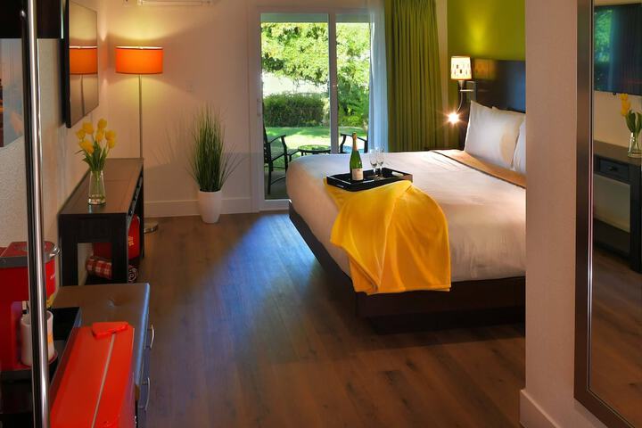Room 5 of 22