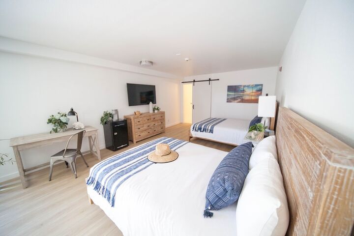 Room 20 of 38