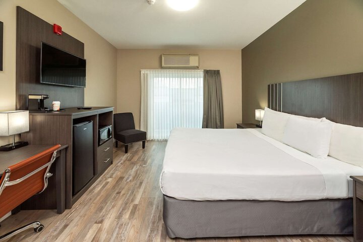 Room 29 of 50