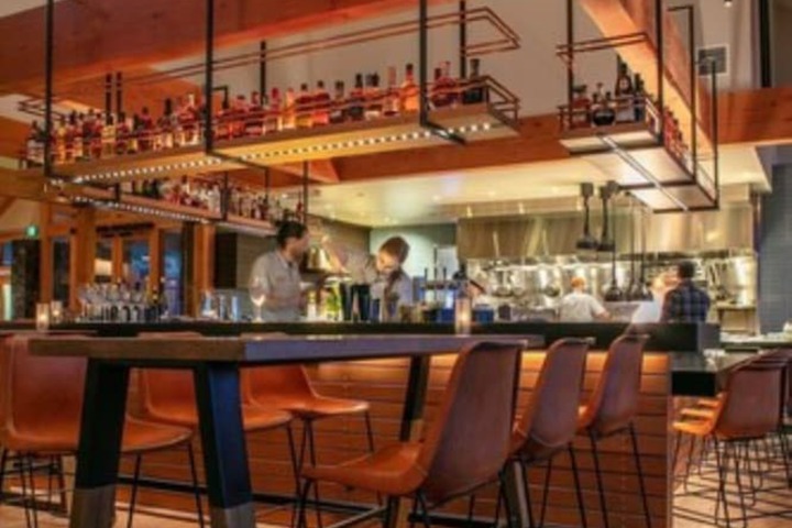 Headlands Coastal Lodge & Spa