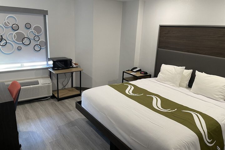 Room 53 of 54