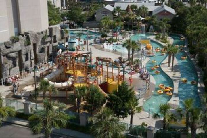 Hosteeva Sand Dunes Luxury Suites