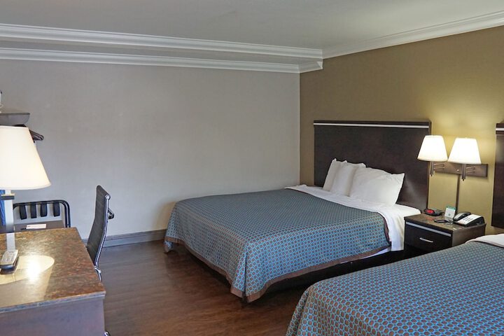Room 20 of 26