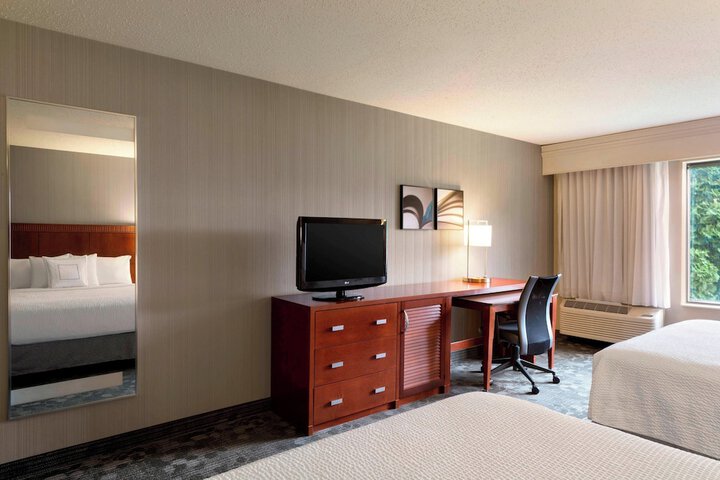 Courtyard by Marriott Akron Fairlawn