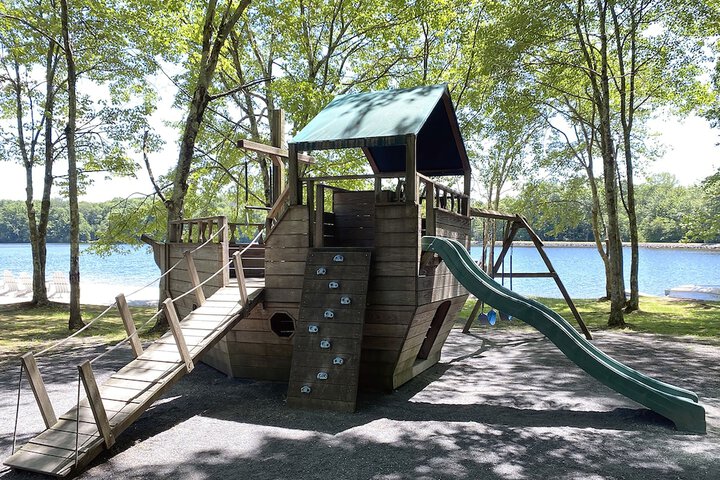 Mountain Springs Lake Resort