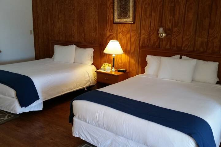 Room 5 of 6