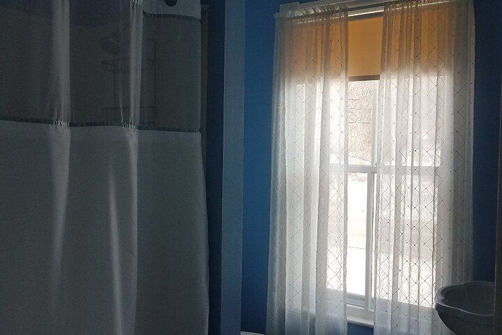 Room 9 of 64