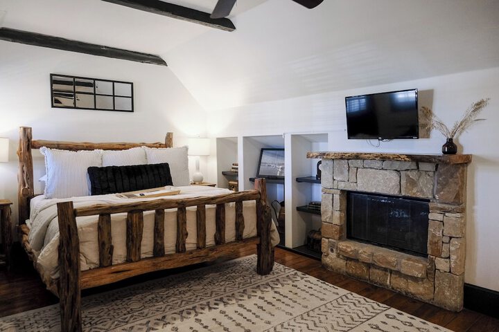 The Winchester Lodge